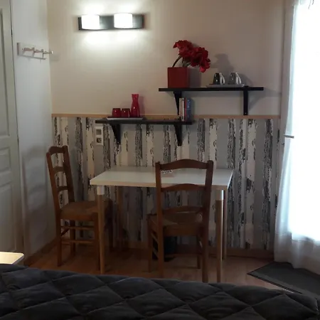 La Grange Des Blancs * Мукси